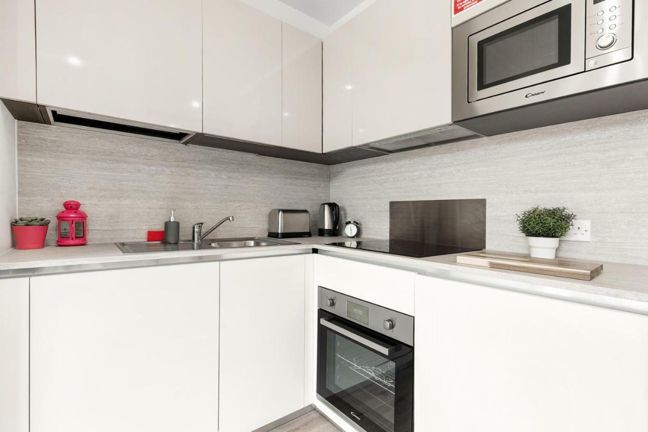 Mondial Apartments At Heathrow Harmondsworth Εξωτερικό φωτογραφία