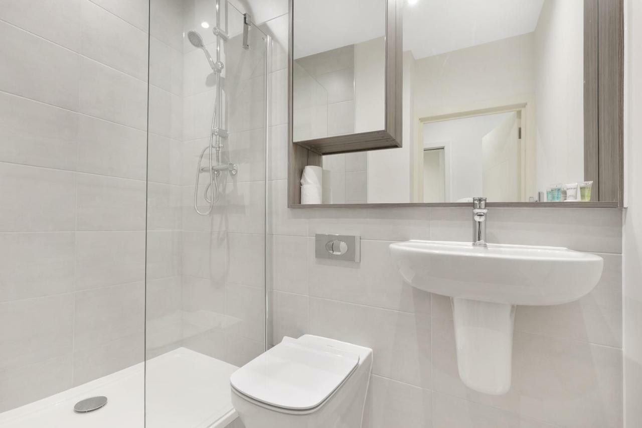 Mondial Apartments At Heathrow Harmondsworth Εξωτερικό φωτογραφία