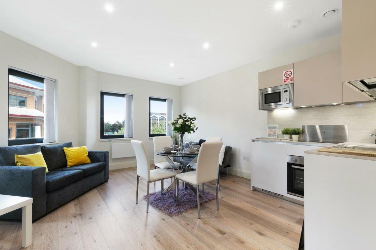 Mondial Apartments At Heathrow Harmondsworth Εξωτερικό φωτογραφία