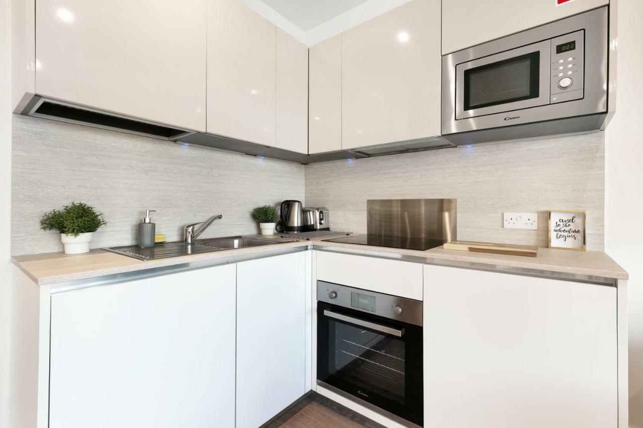 Mondial Apartments At Heathrow Harmondsworth Εξωτερικό φωτογραφία