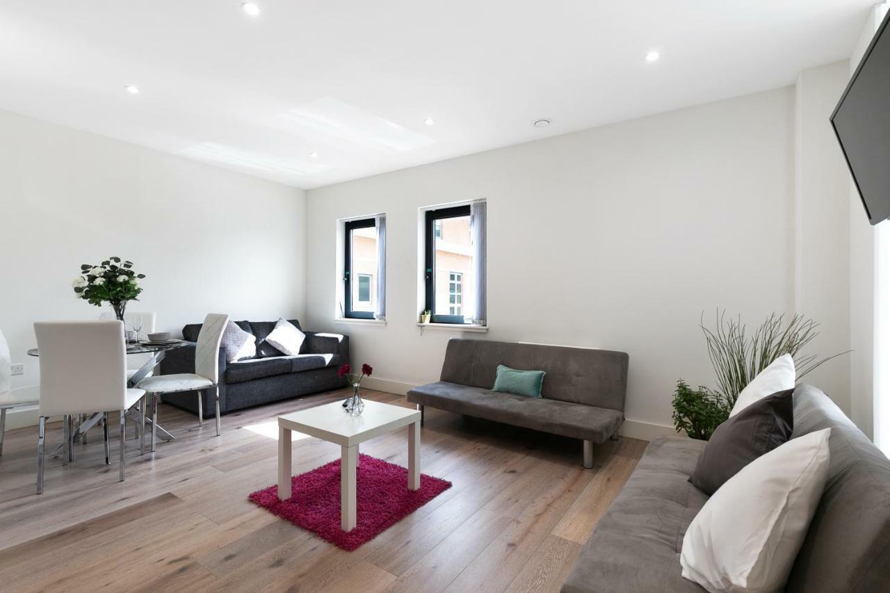 Mondial Apartments At Heathrow Harmondsworth Εξωτερικό φωτογραφία