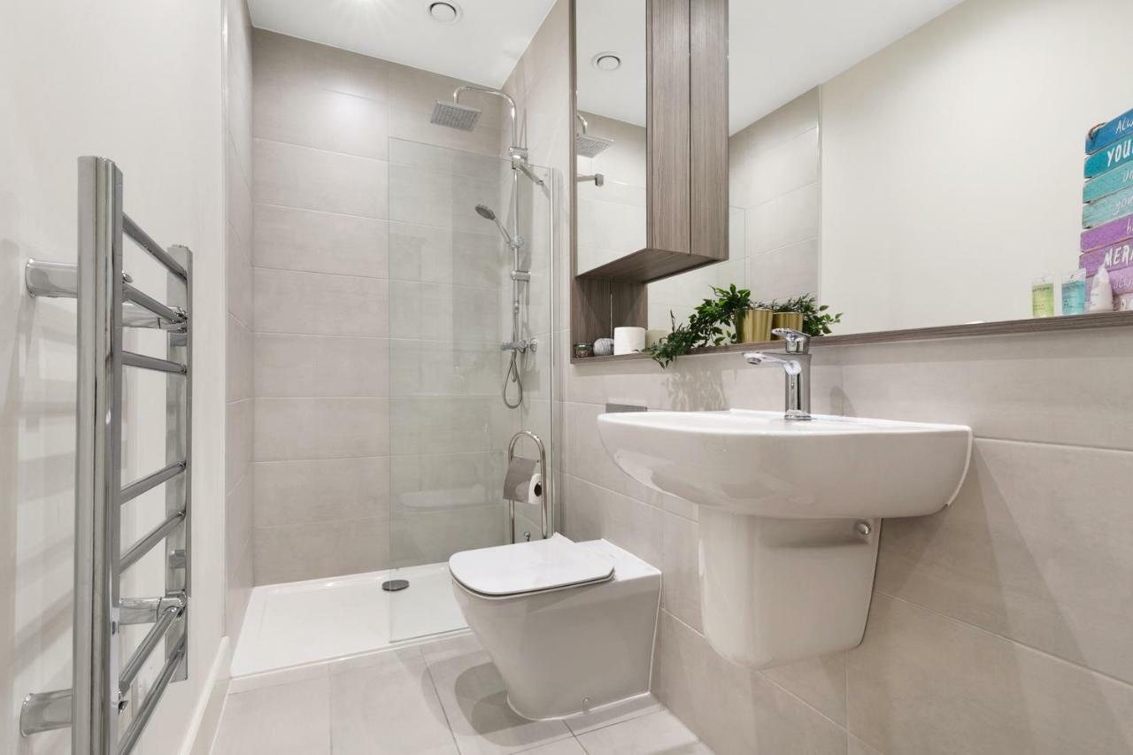 Mondial Apartments At Heathrow Harmondsworth Εξωτερικό φωτογραφία