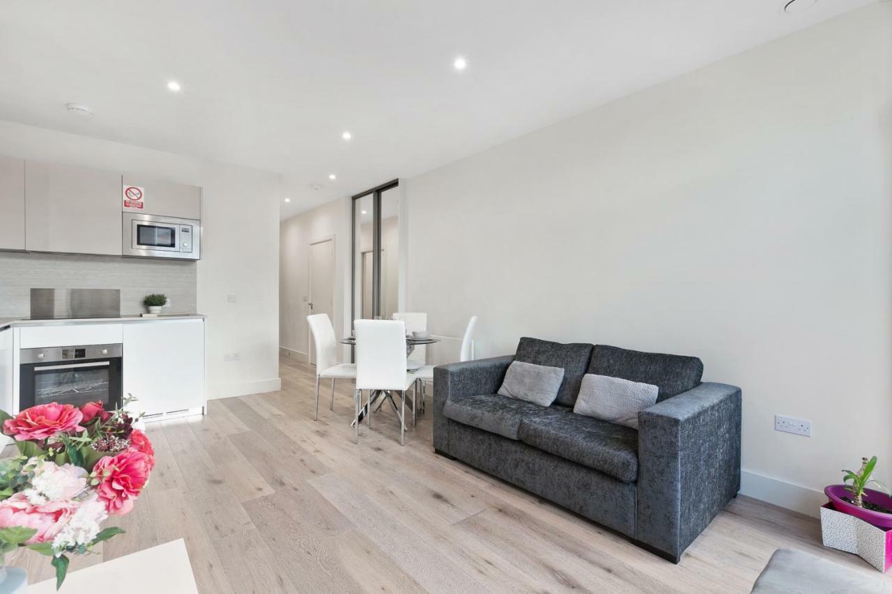 Mondial Apartments At Heathrow Harmondsworth Εξωτερικό φωτογραφία