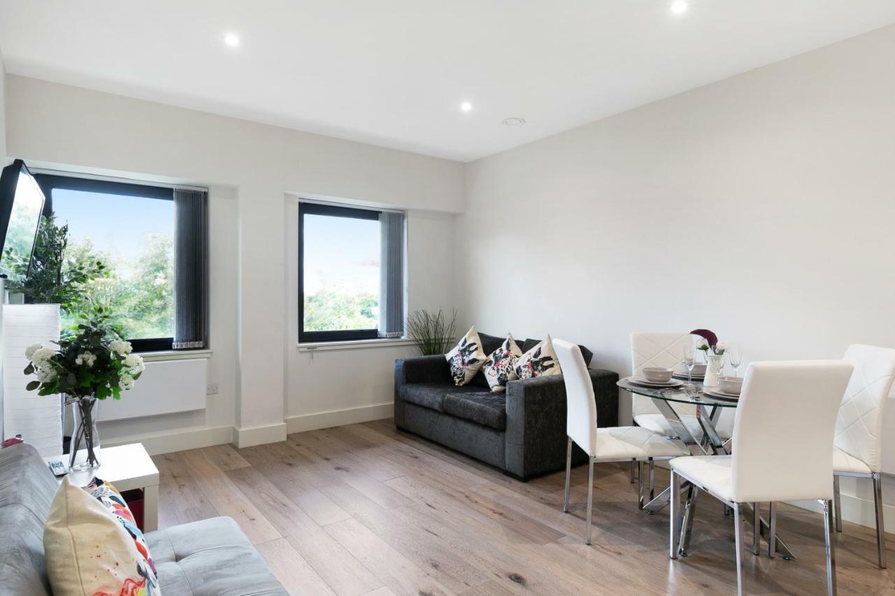 Mondial Apartments At Heathrow Harmondsworth Εξωτερικό φωτογραφία
