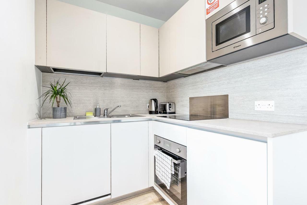 Mondial Apartments At Heathrow Harmondsworth Εξωτερικό φωτογραφία
