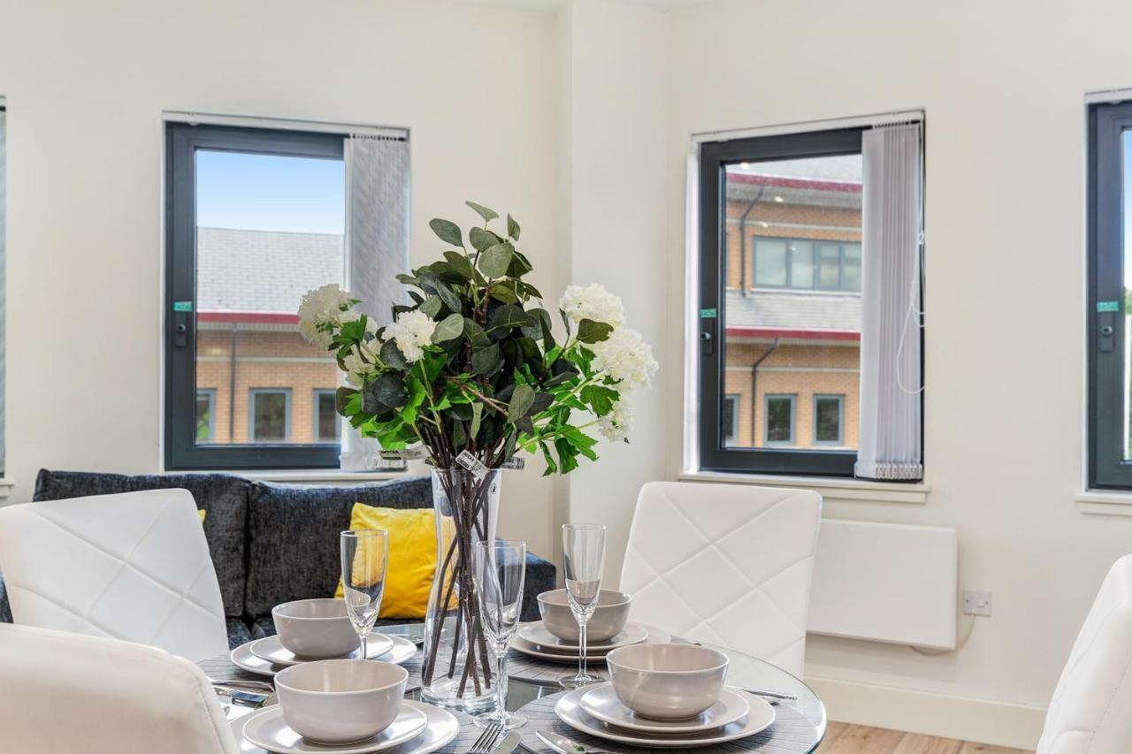 Mondial Apartments At Heathrow Harmondsworth Εξωτερικό φωτογραφία